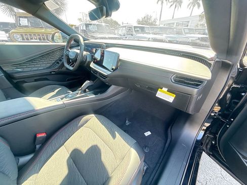 New 2026 Dodge Charger R/T AWD/4WD image 32