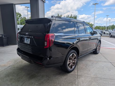 New 2027 Ford Expedition King Ranch AWD/4WD image 2
