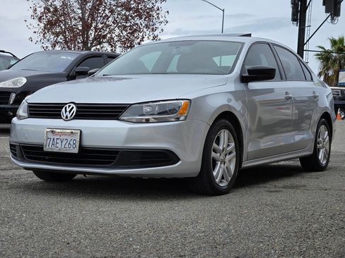 Used 2013 Volkswagen Jetta S image 8