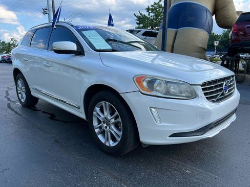 Used 2015 Volvo XC60 T5 Premier w/ Proximity Package FWD image 8