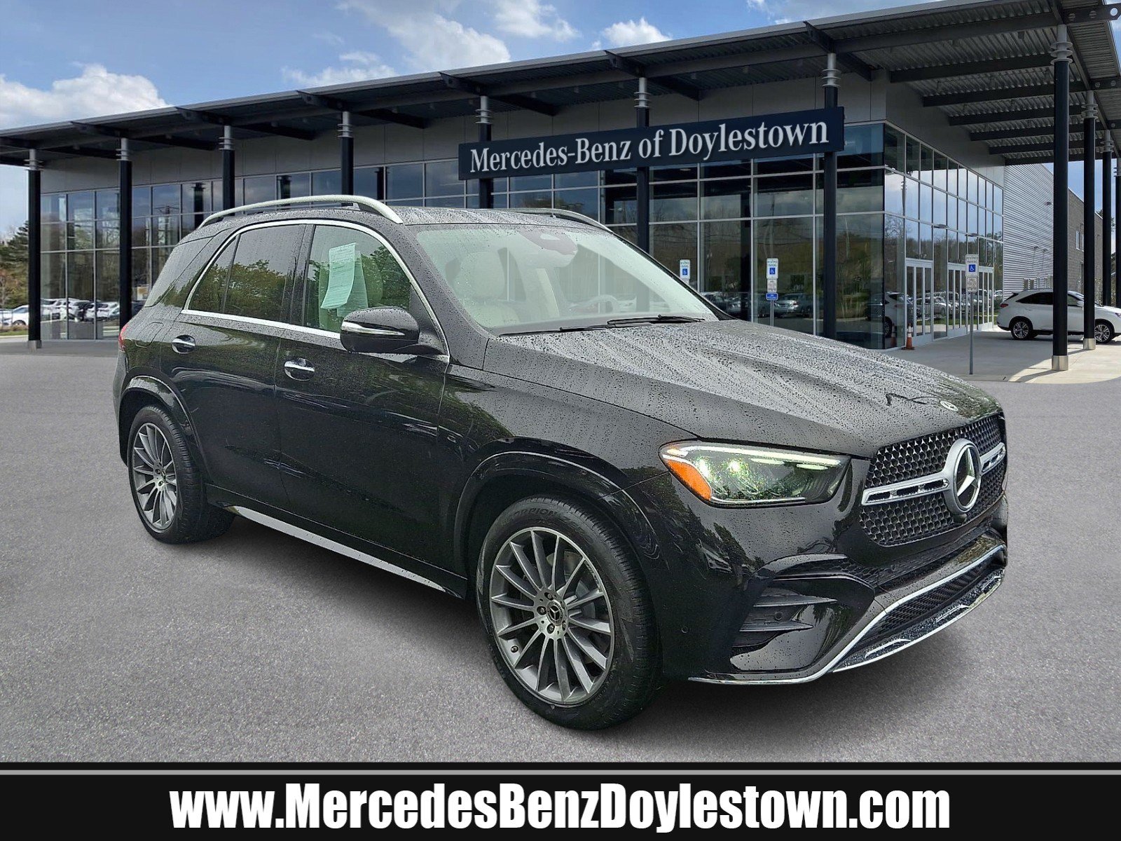 Certified 2024 Mercedes-Benz GLE 350 4MATIC image 1