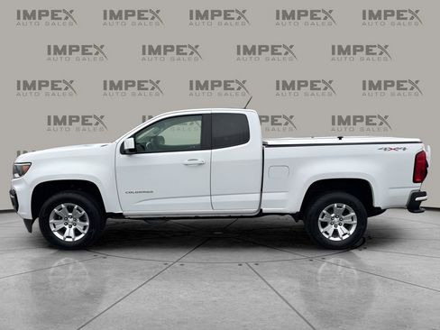 Used 2022 Chevrolet Colorado LT w/ Fleet Safety Package image 2