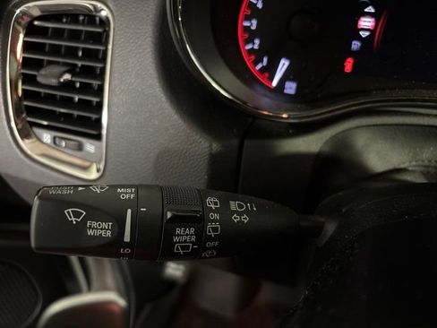Used 2018 Dodge Durango GT w/ Premium Group AWD/4WD image 32