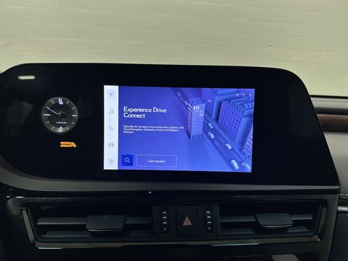 Used 2023 Lexus ES 350 w/ Premium Package image 24