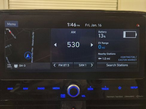 Used 2020 Hyundai Ioniq Limited image 25