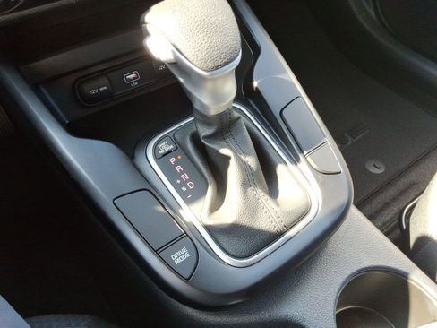Used 2022 Kia Soul LX FWD image 33