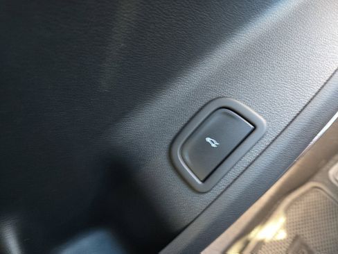 New 2026 Chevrolet Traverse RS image 26