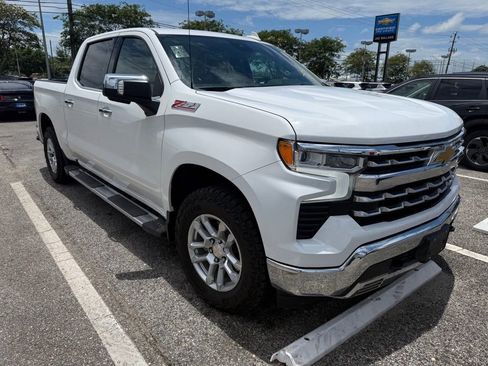 Used 2025 Chevrolet Silverado 1500 LTZ w/ Z71 Off-Road Package AWD/4WD image 6