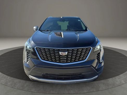 Used 2020 Cadillac XT4 Premium Luxury w/ Cold Weather Package AWD/4WD image 2