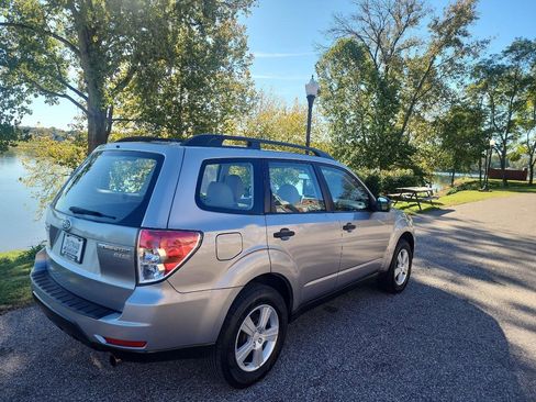 Used 2011 Subaru Forester 2.5X AWD/4WD image 5