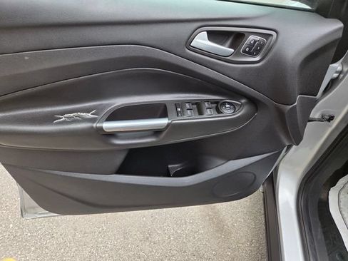 Used 2014 Ford Escape Titanium FWD image 12