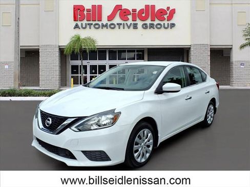 Used 2019 Nissan Sentra S image 1