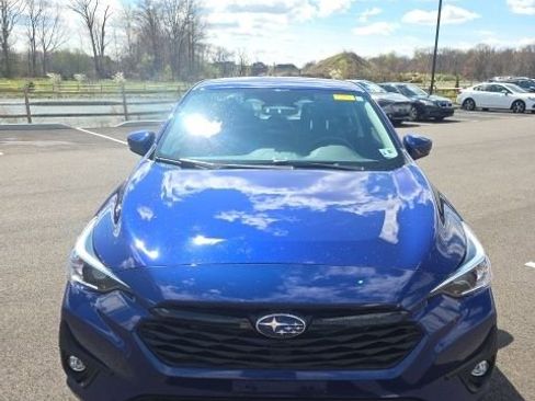 Used 2024 Subaru Impreza 2.0i Sport image 2