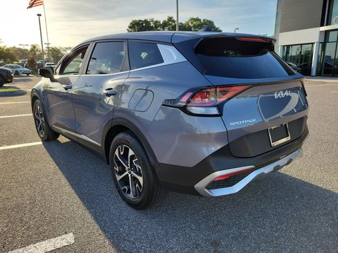 Used 2023 Kia Sportage EX FWD image 2