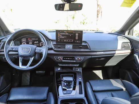 Used 2023 Audi Q5 2.0T Premium Plus w/ Premium Plus Package AWD/4WD image 11