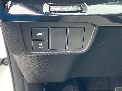 Used 2023 Honda CR-V EX-L image 24