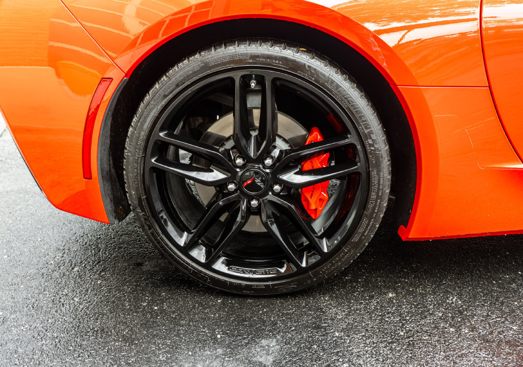 Used 2019 Chevrolet Corvette Stingray Coupe w/ 1LT RWD image 27