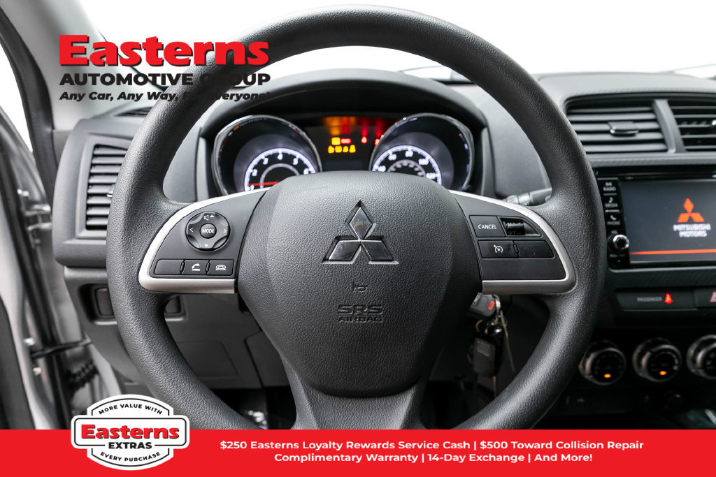 Used 2025 Mitsubishi Outlander Sport SE AWD/4WD image 11