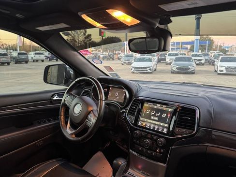 Used 2020 Jeep Grand Cherokee Overland image 10