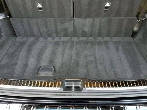 Certified 2025 Mercedes-Benz GLS 450 4MATIC image 11