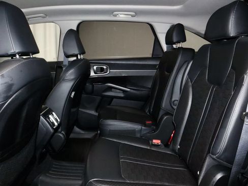 Used 2025 Kia Sorento X-Line EX AWD/4WD image 23