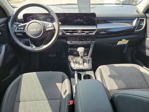 New 2026 Kia Seltos S FWD image 15