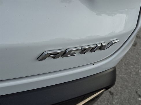 Used 2025 Chevrolet Trax ACTIV w/ Driver Confidence Package image 33