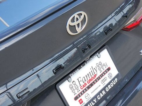 New 2026 Toyota Camry SE FWD image 9