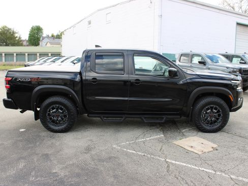 Certified 2024 Nissan Frontier PRO-4X w/ Pro Premium Package AWD/4WD image 9