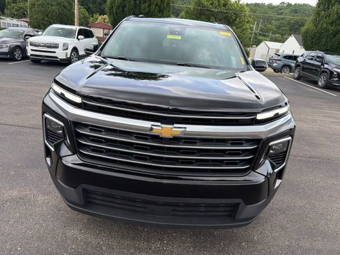 Used 2026 Chevrolet Traverse LT AWD/4WD image 8