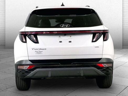 Used 2024 Hyundai Tucson Limited AWD/4WD image 3