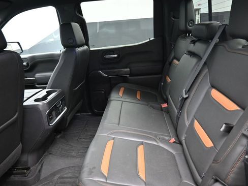 Used 2019 GMC Sierra 1500 AT4 w/ AT4 Premium Package AWD/4WD image 18