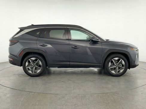 Used 2025 Hyundai Tucson SEL AWD/4WD image 11