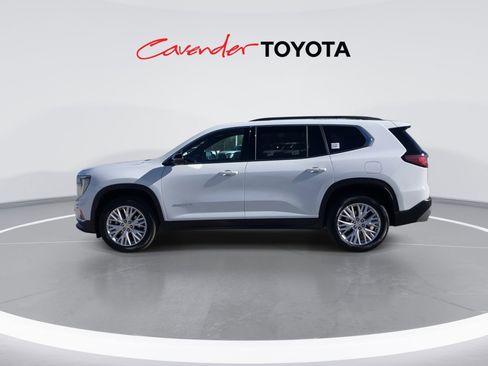 Used 2024 GMC Acadia Elevation image 5