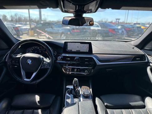 Used 2017 BMW 540i image 12