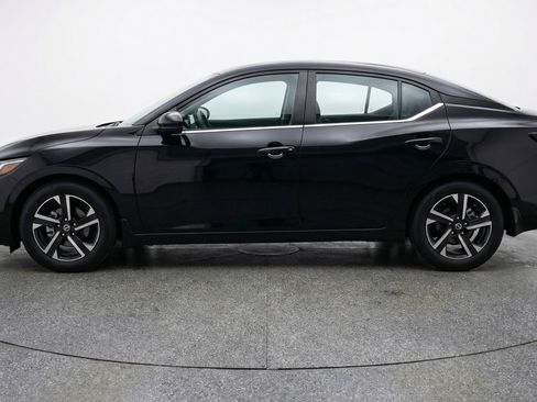 Used 2025 Nissan Sentra SV image 5