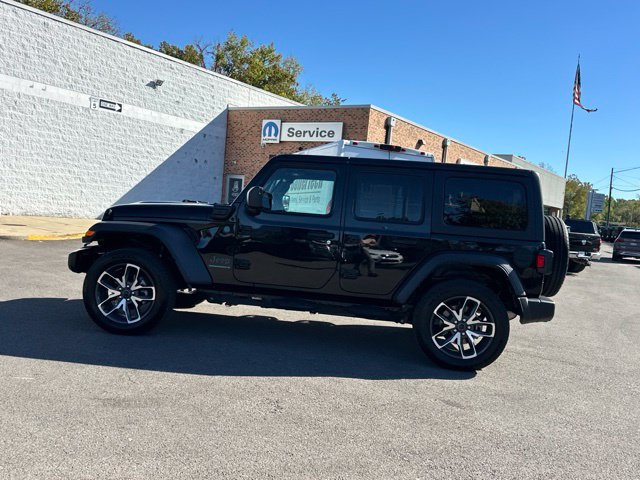Used 2025 Jeep Wrangler Unlimited Sport S 4xe w/ Convenience Group AWD/4WD image 22