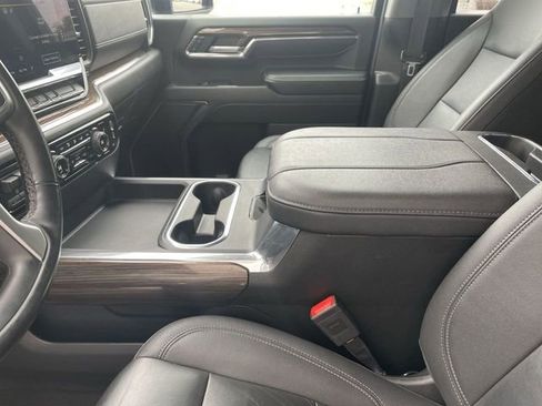 Used 2024 Chevrolet Silverado 2500 LT image 20