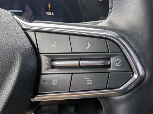 Used 2026 Chevrolet Equinox LT w/ LPO, Floor Liner Package AWD/4WD image 25