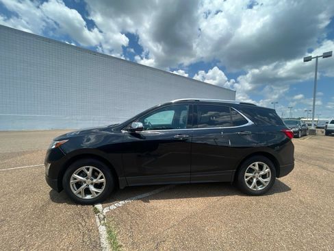 Used 2020 Chevrolet Equinox Premier FWD image 3