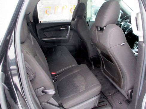 Used 2010 GMC Acadia SL image 9