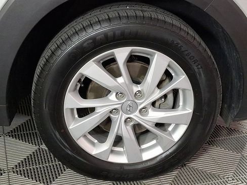 Used 2019 Hyundai Tucson SE AWD/4WD image 11