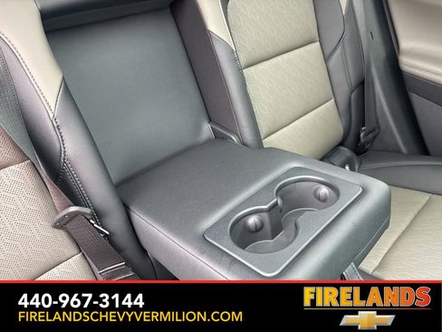 New 2026 Chevrolet Equinox LT w/ Convenience Package II image 41