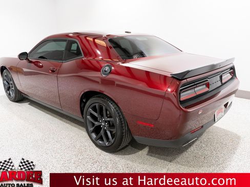 Used 2022 Dodge Challenger SXT w/ Blacktop Package RWD image 3