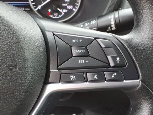 Certified 2025 Nissan Sentra SV FWD image 20