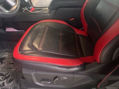 Used 2018 Ford F150 Lariat w/ Equipment Group 502A Luxury image 6