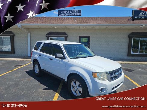 Used 2012 Ford Escape XLS FWD image 1
