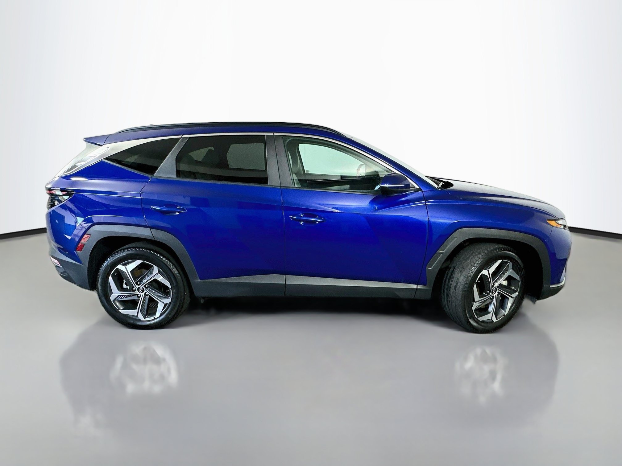 Certified 2024 Hyundai Tucson SEL w/ Convenience Package AWD/4WD image 8