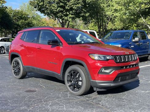 New 2026 Jeep Compass Latitude image 11