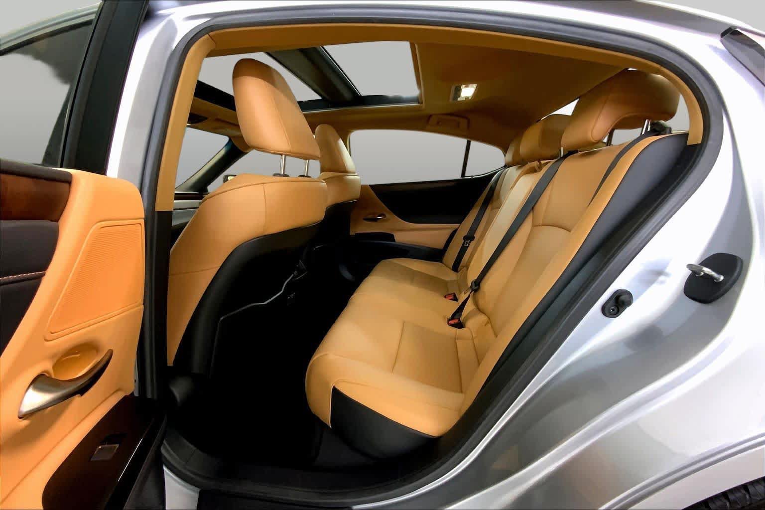 Used 2025 Lexus ES 350 w/ Accessory Package (Z1) FWD image 20